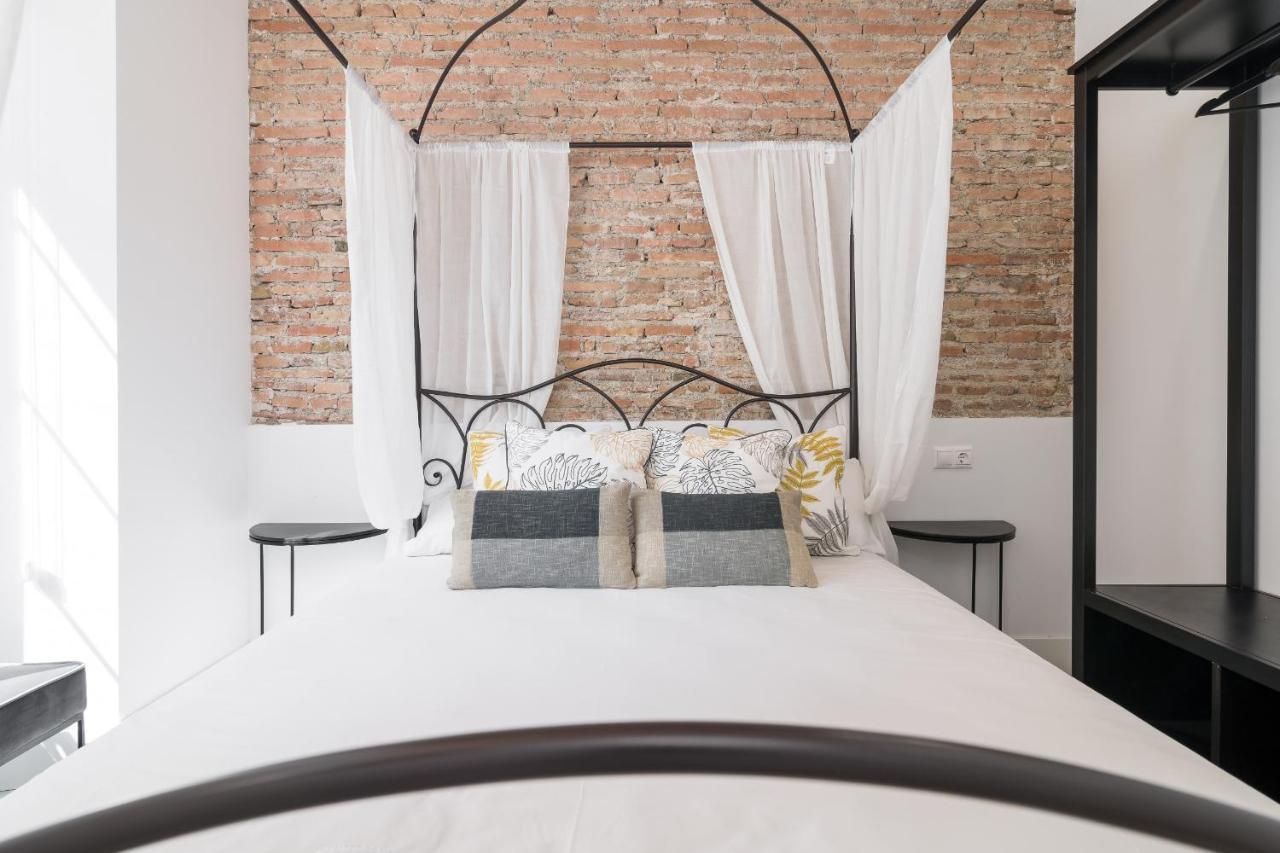 Suite Homes Sweet Alamos Малага Экстерьер фото