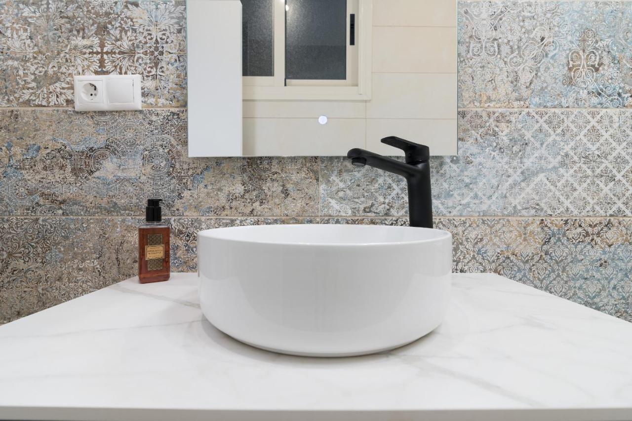 Suite Homes Sweet Alamos Малага Экстерьер фото